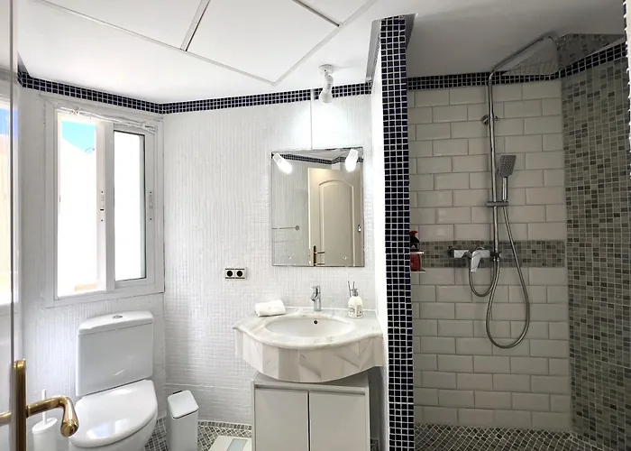 Stylish Townhouse In Beachfront Complex * Marbellac